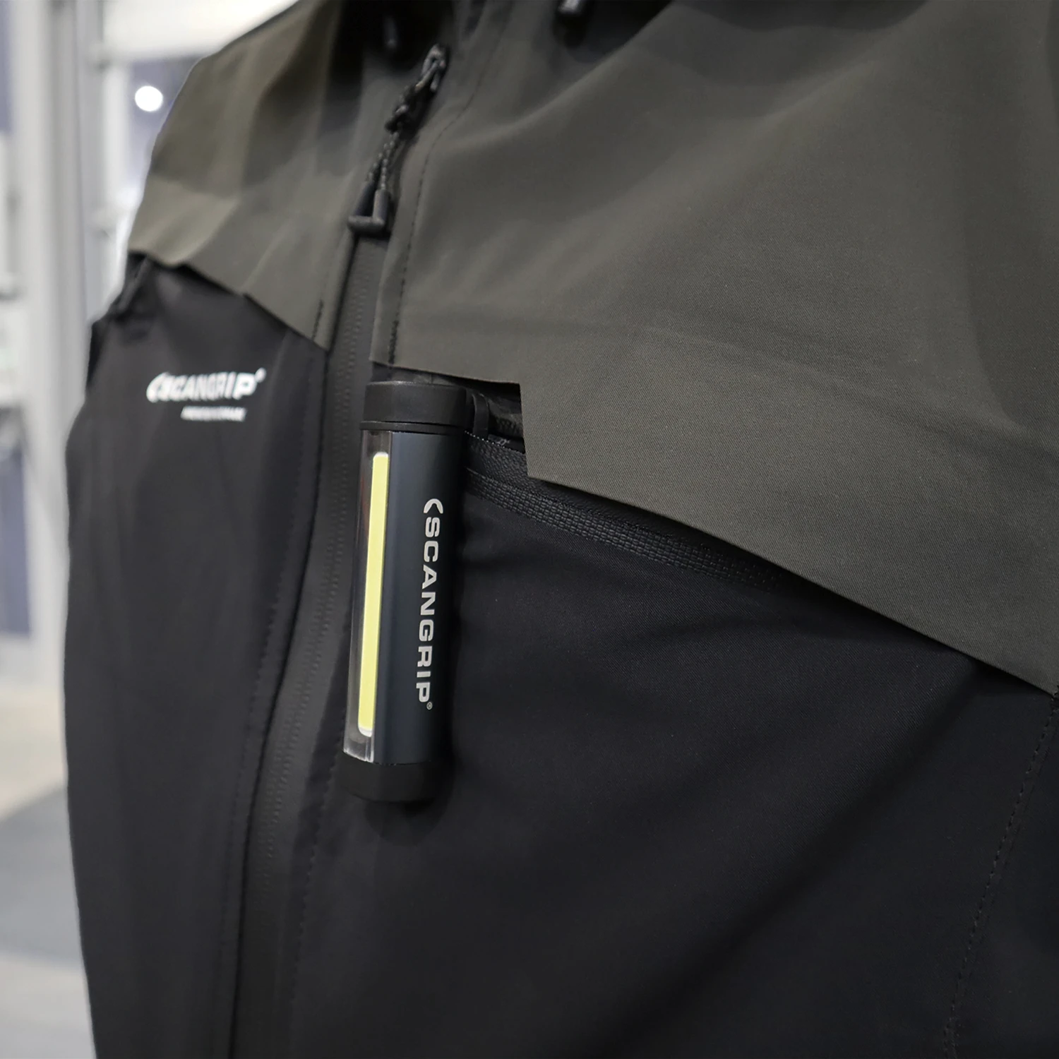 SCANGRIP 03.5811 FLEX WEAR KIT, Rechargeable LED Headlamp / Head Torch / Multipurpose COB LED Light 12 SCANGRIP 03.5811 FLEX WEAR KIT, Rechargeable LED Headlamp / Head Torch / Multipurpose COB LED Light - Image 10