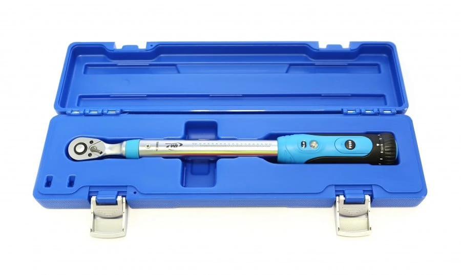 Warren & Brown 334451 Screen Torque Wrench 1/2″ Square Drive 40-200Nm 4 Warren & Brown 334451 Screen Torque Wrench 1/2″ Square Drive 40-200Nm - Image 2