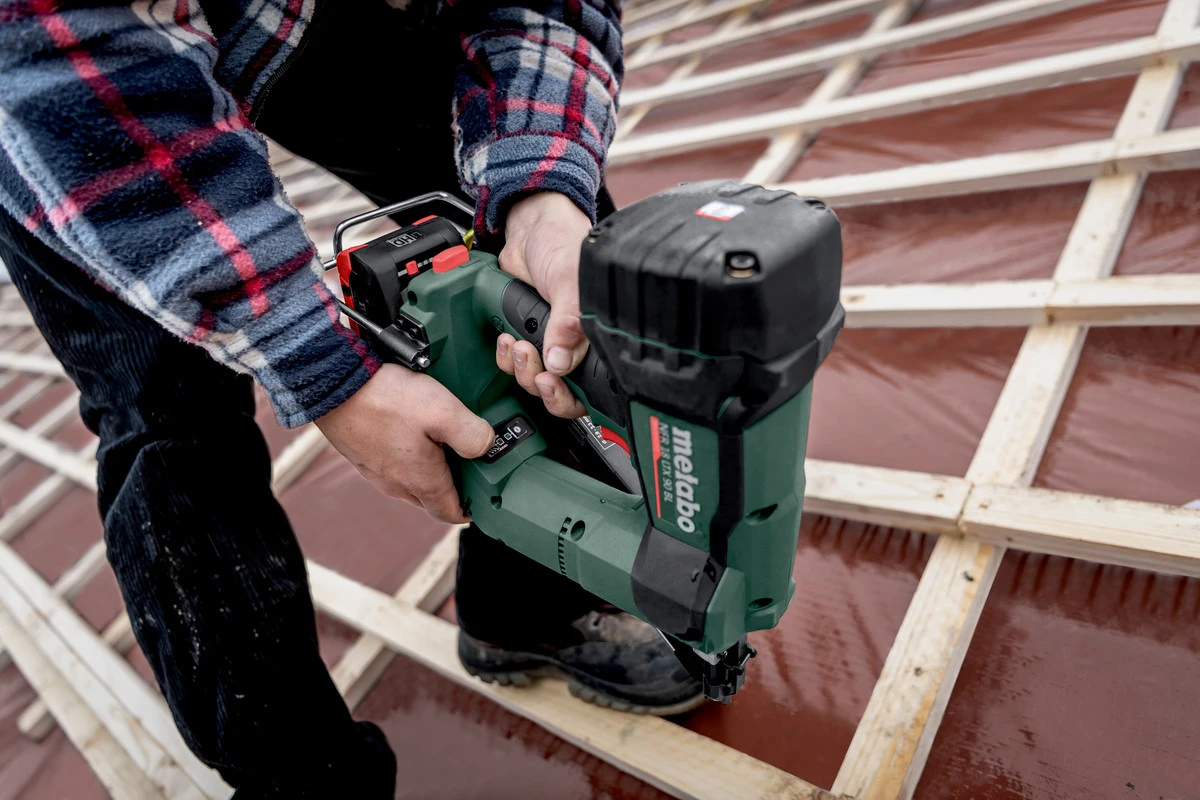 Metabo NFR 18 LTX 90 BL 18V Lithium-Ion Brushless Framer – Framing Nailer – Tool Only 612090840 6 Metabo NFR 18 LTX 90 BL 18V Lithium-Ion Brushless Framer – Framing Nailer – Tool Only 612090840 - Image 4