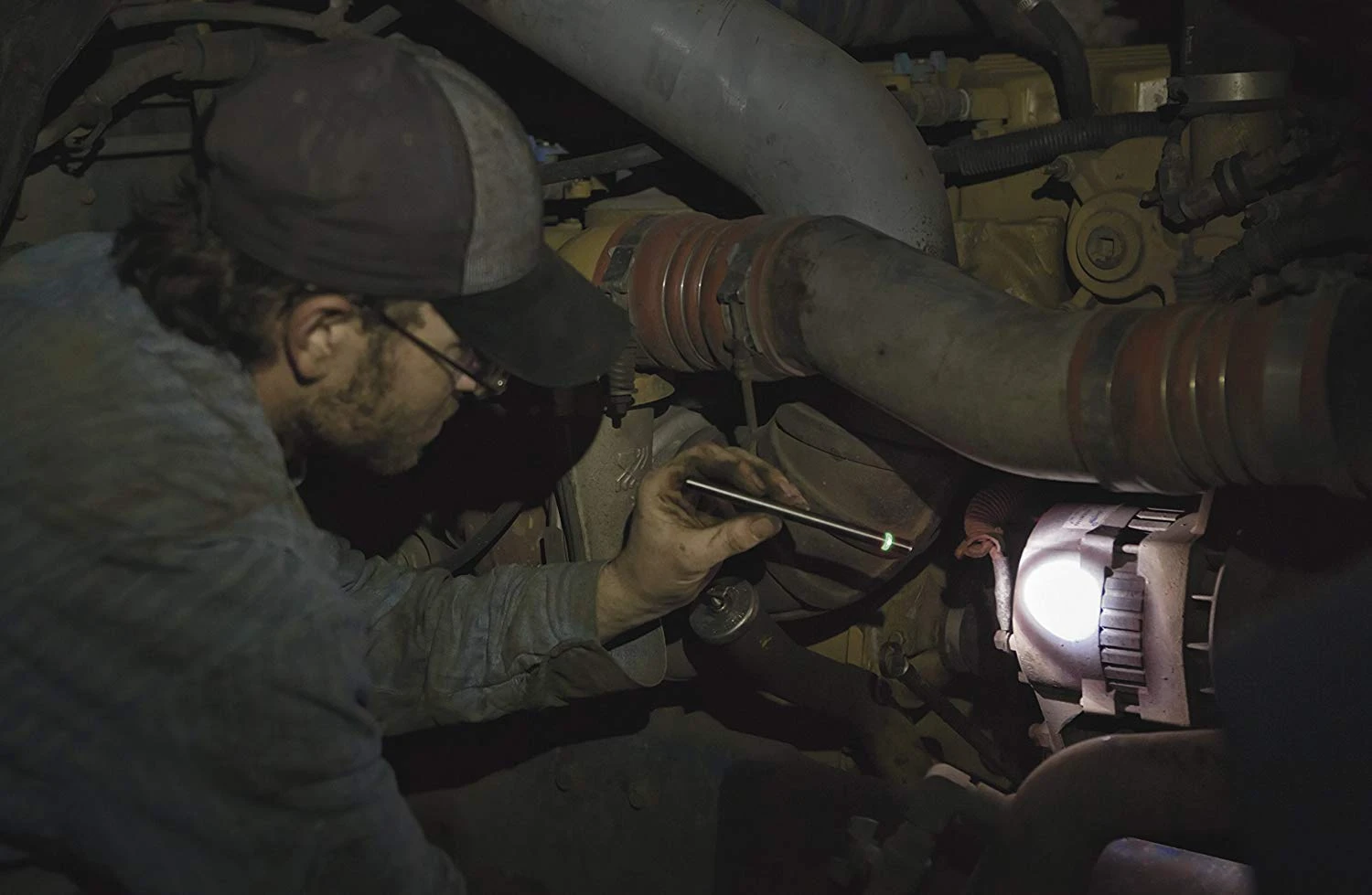 Coast A9R Rechargeable Penlight Inspection Beam LED Torch Stainless Steel 15.7cm 19648 8 Coast A9R Rechargeable Penlight Inspection Beam LED Torch Stainless Steel 15.7cm 19648 - Image 6