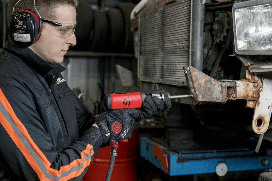 Chicago Pneumatic CP7160K Low Vibration Air Hammer Kit 9 Chicago Pneumatic CP7160K Low Vibration Air Hammer Kit - Image 7