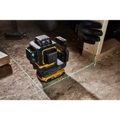 DeWALT DCLE34031D1-XE 18V 2.0Ah Lithium-Ion Compact Cordless Rechargeable Green Beam Self Levelling X3 360 Degree Cross Multi-Line Laser Level Kit -Tools Discounts DCLE34031D1 XE 9