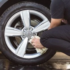 Meguiars G180124 Ultimate Mag & Alloy Wheel Cleaner -Tools Discounts G12718 4