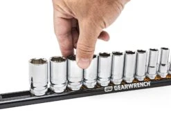 GEARWRENCH 83128 1/2″ Drive Magnetic Socket Rail Includes 14 Clips 15 GEARWRENCH 83128 1/2″ Drive Magnetic Socket Rail Includes 14 Clips -Tools Discounts GW 83128 INUSE 01