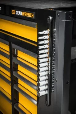 GEARWRENCH 83127 3/8″ Drive Magnetic Socket Rail Includes 14 Clips -Tools Discounts GW 83138 INUSE02 2