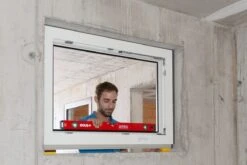 SOLA RED3060 Aluminium Box Profile Spirit Level RED 3 – 3 Vial 60cm 600mm Made In Austria -Tools Discounts RED3060 12 1 4