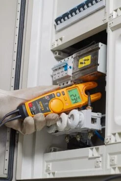 Fluke T6-600 600V Electrical Tester With Field Sense Technology -Tools Discounts T6 600 7